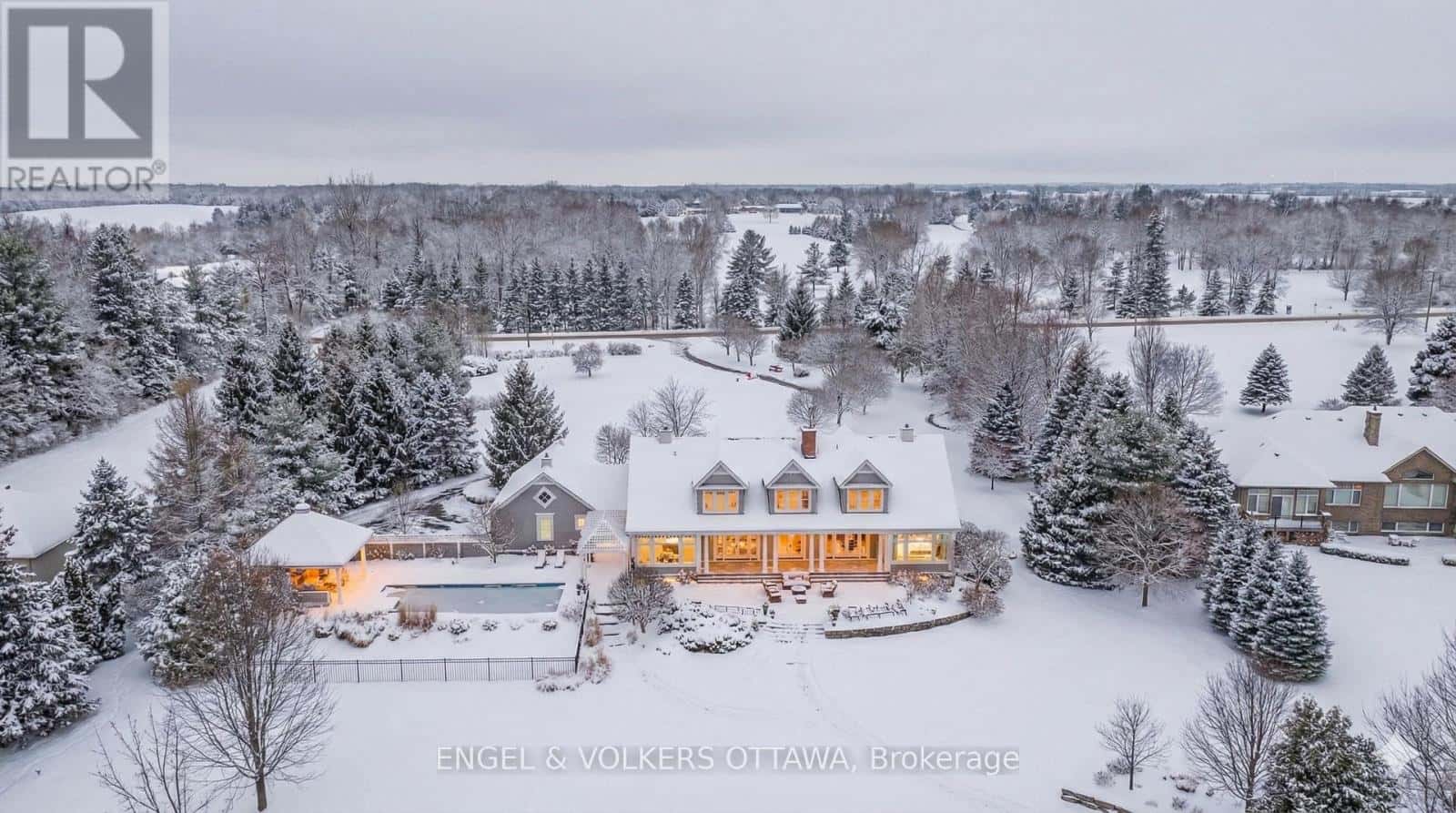 6029 RIDEAU VALLEY DRIVE N — Ottawa - Photo 2 of 43