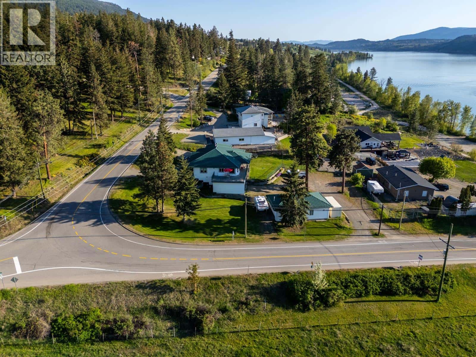 15326 Oyama Road — Lake Country - Photo 2 of 66