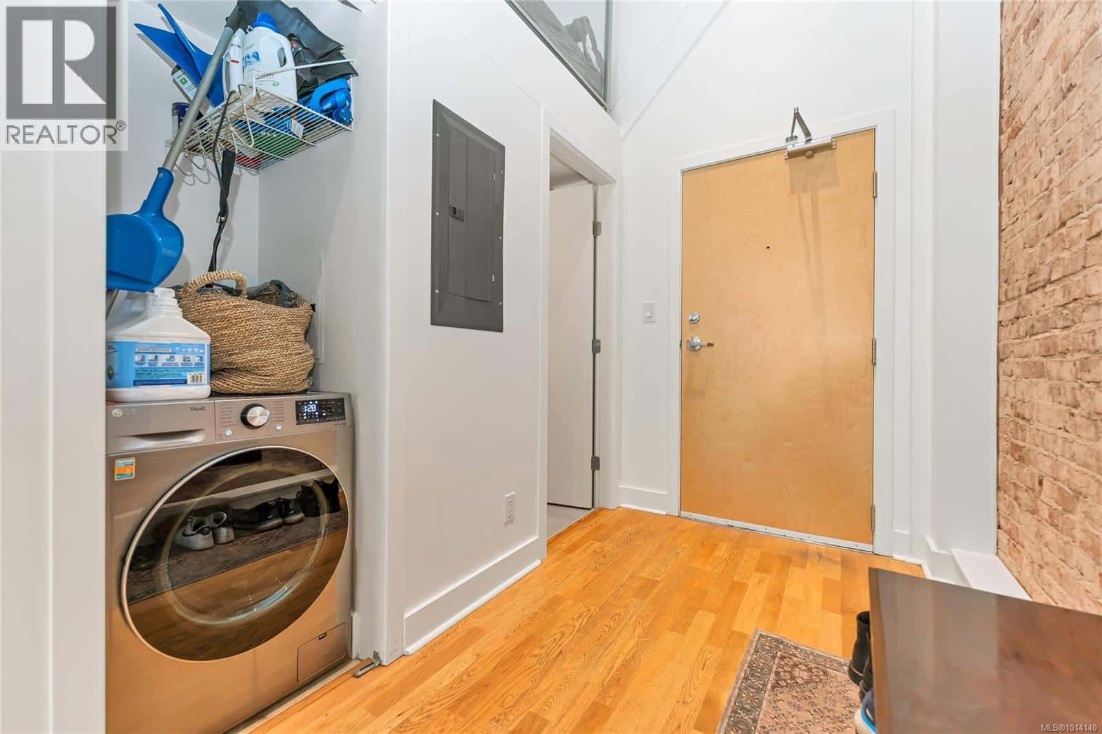 203 562 Yates St — Victoria - Photo 5 of 22