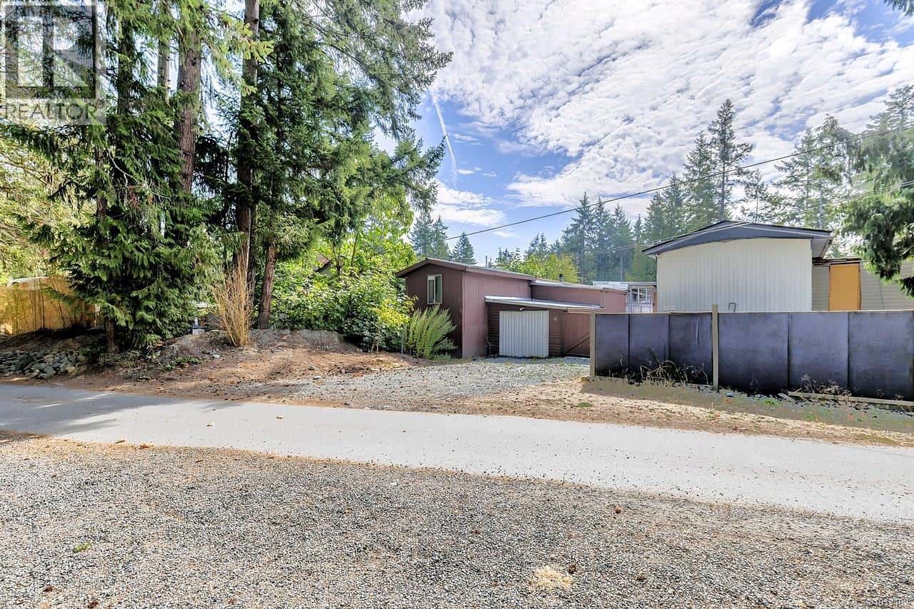 204 380 Martindale Rd — Parksville - Photo 5 of 23