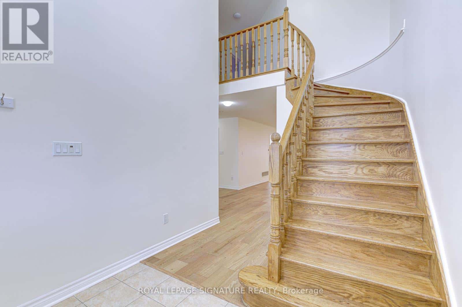 , Barrie (Holly), Ontario — Barrie (Holly), Ontario - Photo 4 of 26