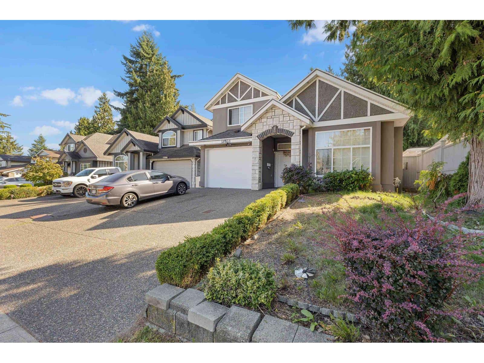 12898 68 AVENUE — Surrey - Photo 3 of 31