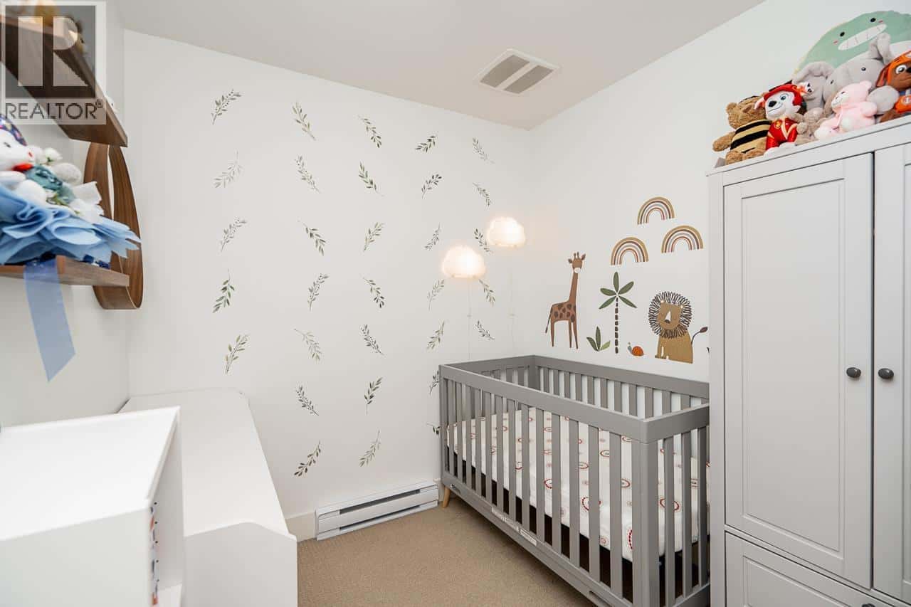 419 55 EIGHTH AVENUE — New Westminster - Photo 2 of 30