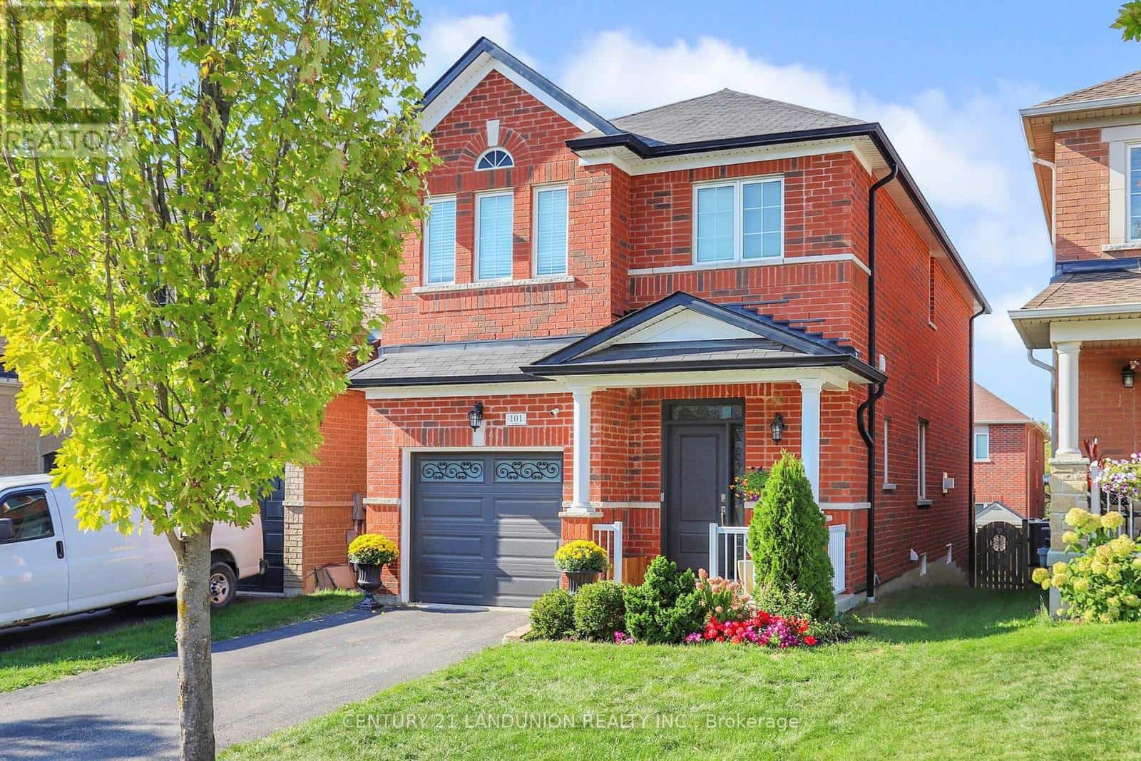 101 GAR LEHMAN AVENUE — Whitchurch-Stouffville (Stouffville) - Photo 4 of 29