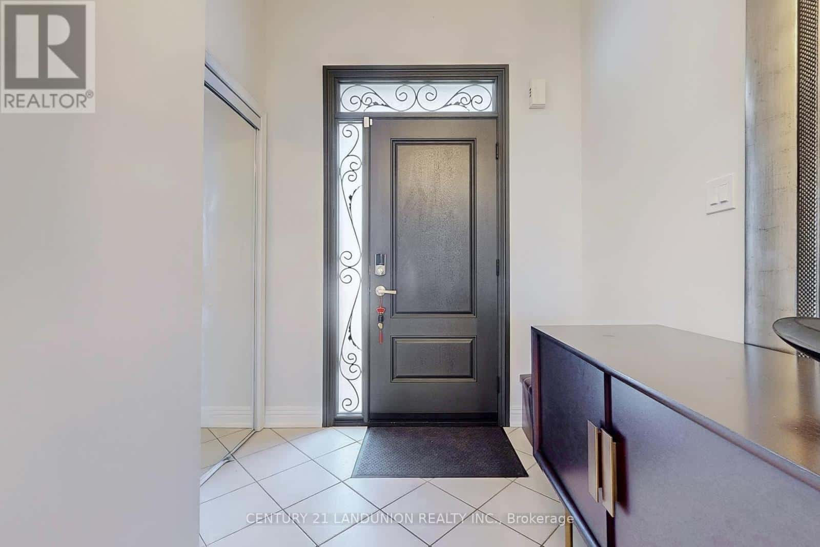 101 GAR LEHMAN AVENUE — Whitchurch-Stouffville (Stouffville) - Photo 5 of 29