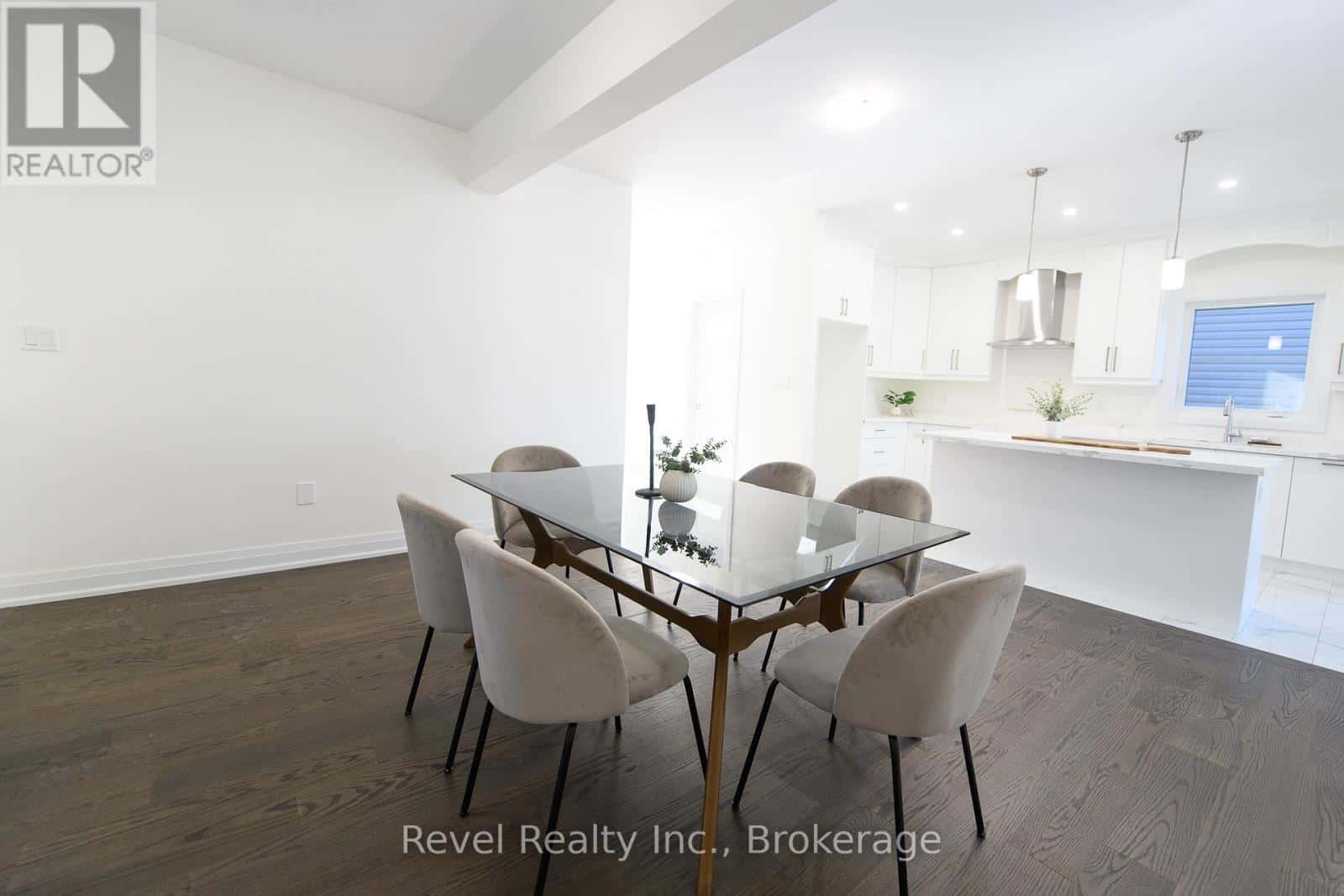 , Wasaga Beach, — Wasaga Beach - Photo 3 of 17