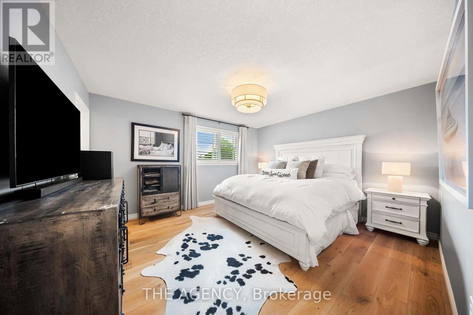 , Cambridge, — Cambridge - Photo 4 of 41