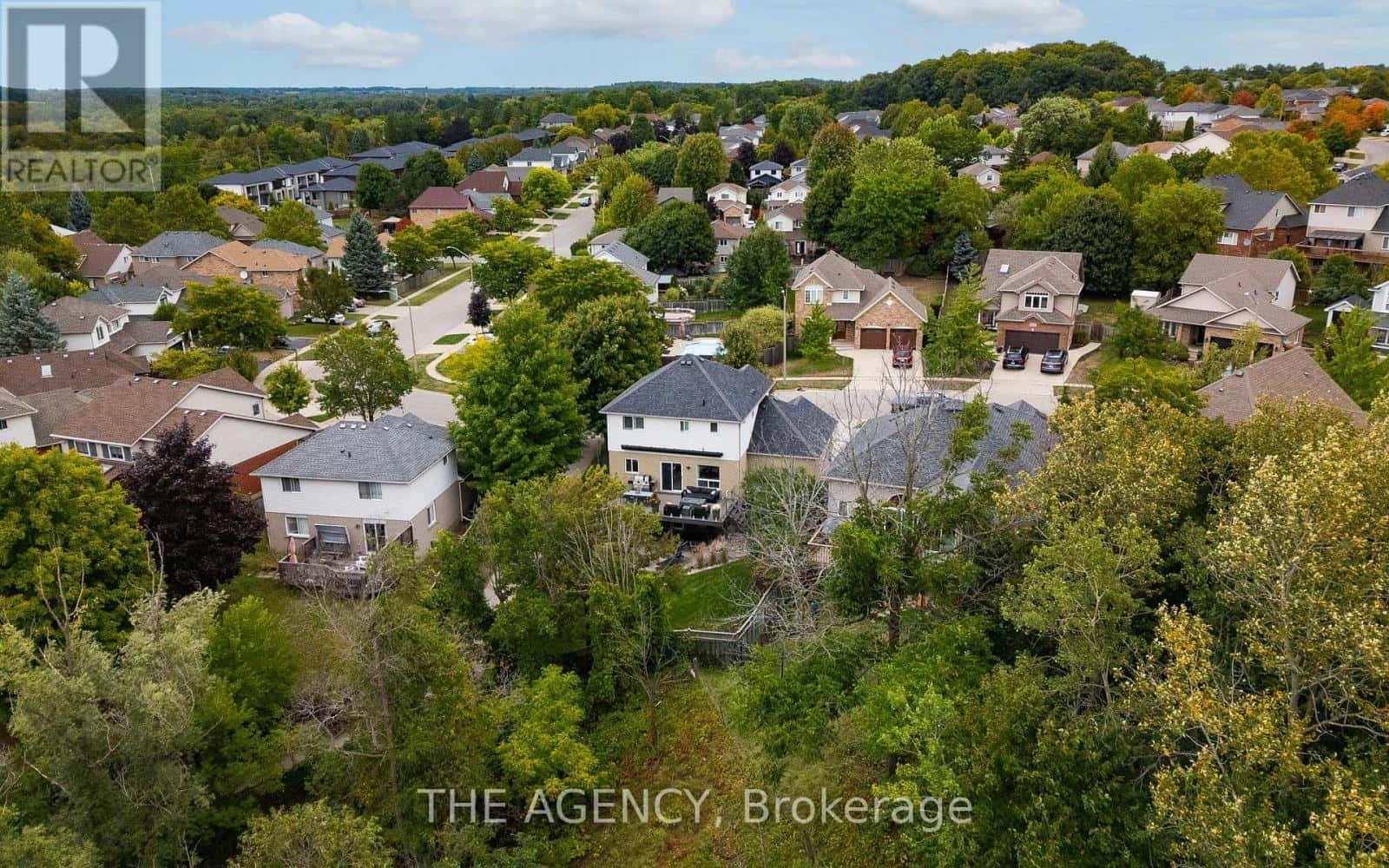 , Cambridge, — Cambridge - Photo 5 of 41