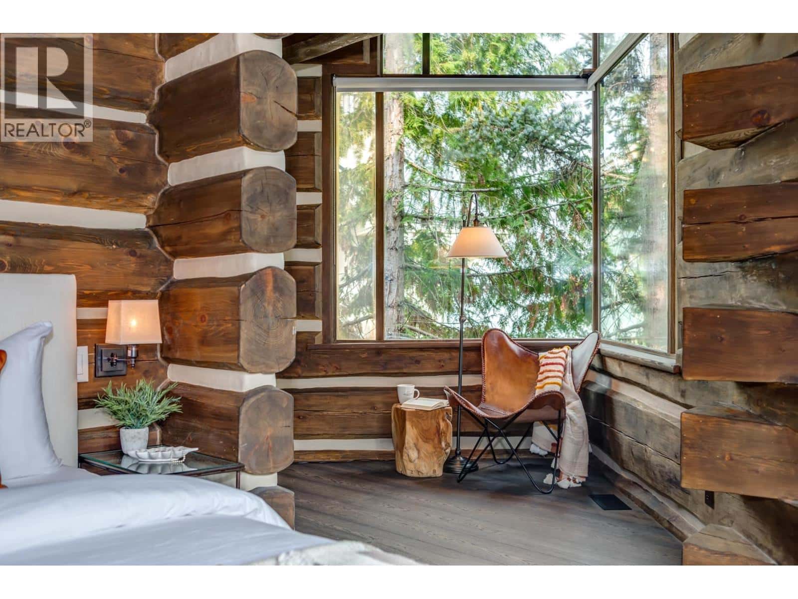 3354 PEAK DRIVE — Whistler - Photo 4 of 38