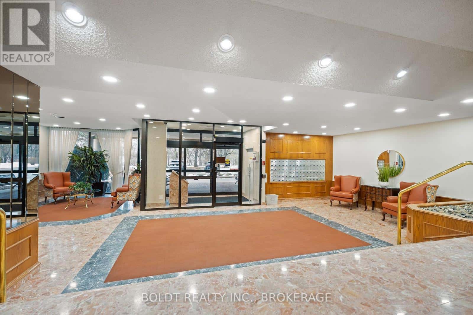 , St. Catharines (Glendale/Glenridge), — St. Catharines (Glendale/Glenridge) - Photo 4 of 46