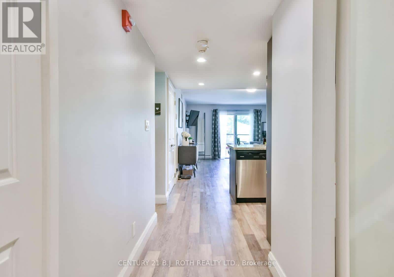 , Oro-Medonte (Horseshoe Valley), — Oro-Medonte (Horseshoe Valley) - Photo 3 of 36