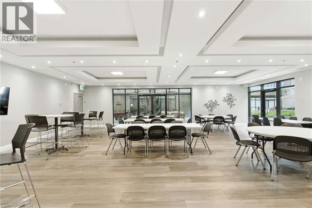 1 REDFERN Avenue Unit# 304 — Hamilton - Photo 3 of 27