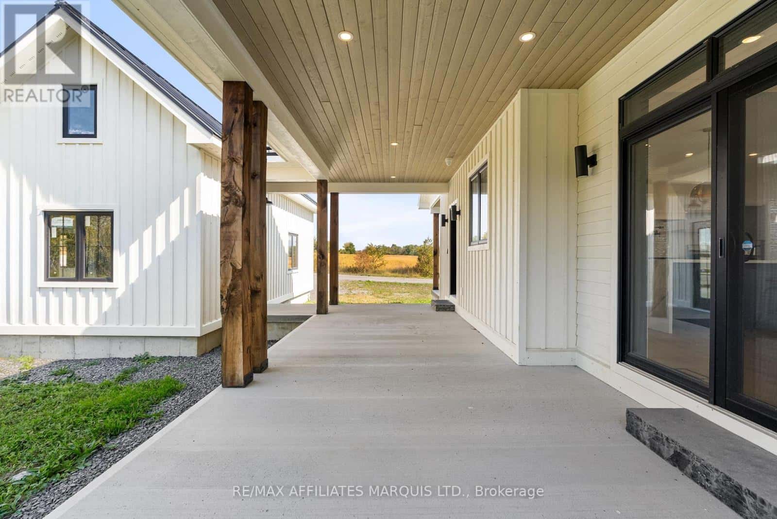 , North Glengarry, Ontario — North Glengarry, Ontario - Photo 3 of 49