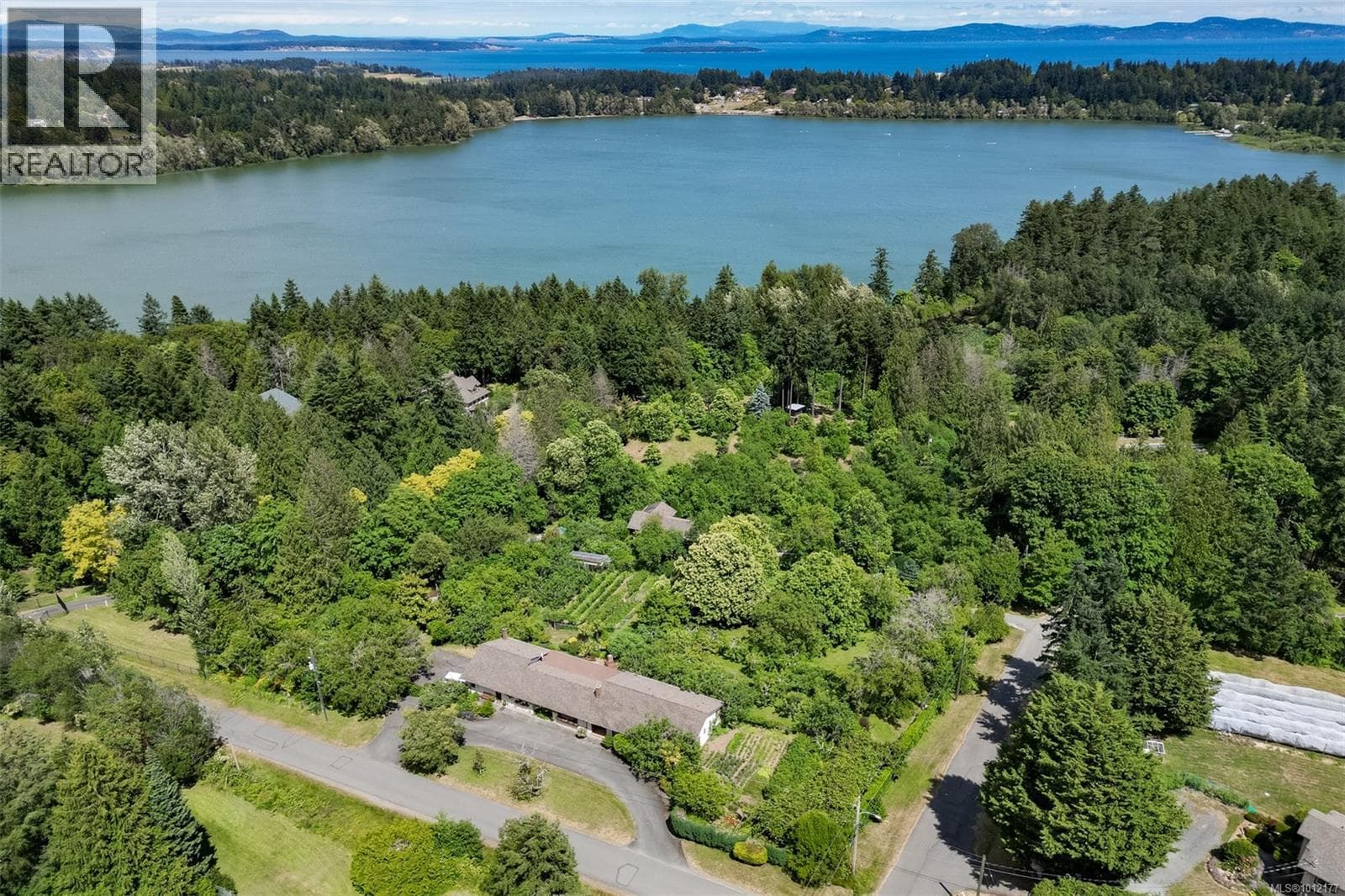 , Saanich, British Columbia — Saanich, British Columbia - Main photo