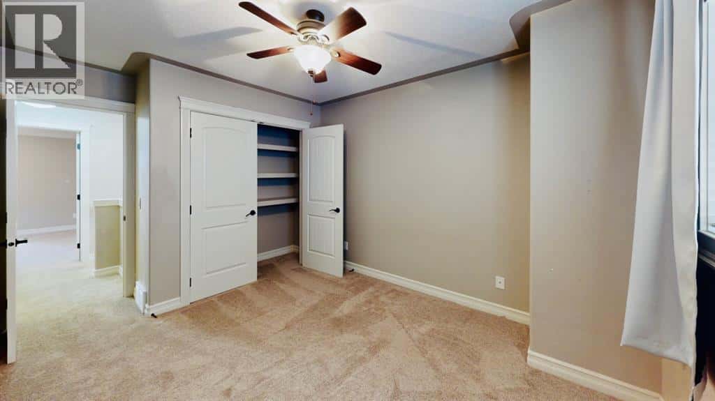 149 Juniper Street — Fort McMurray, Alberta - Photo 4 of 21