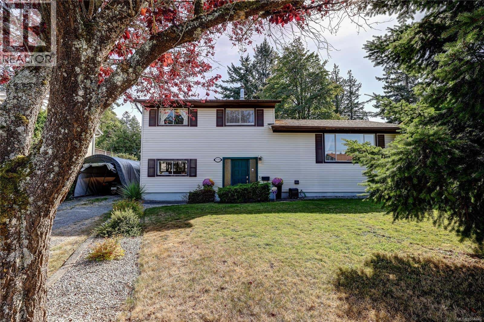 , Nanaimo, British Columbia — Nanaimo, British Columbia - Photo 2 of 41