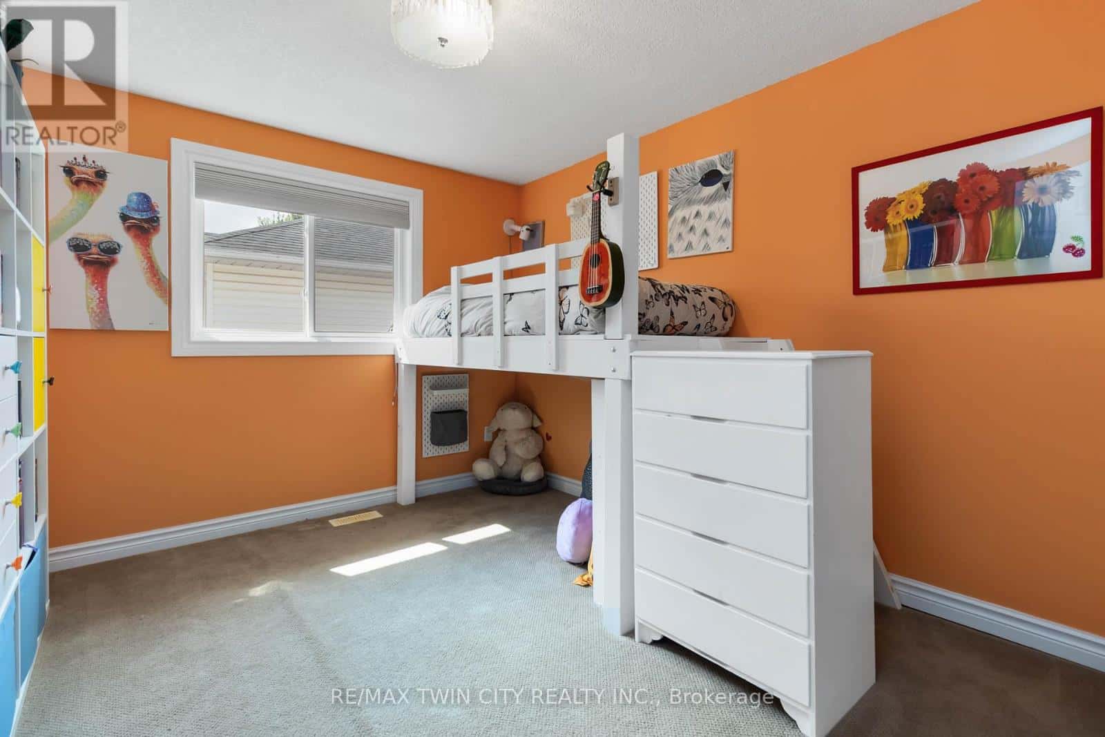 , Guelph (Kortright Hills), Ontario — Guelph (Kortright Hills), Ontario - Photo 5 of 37