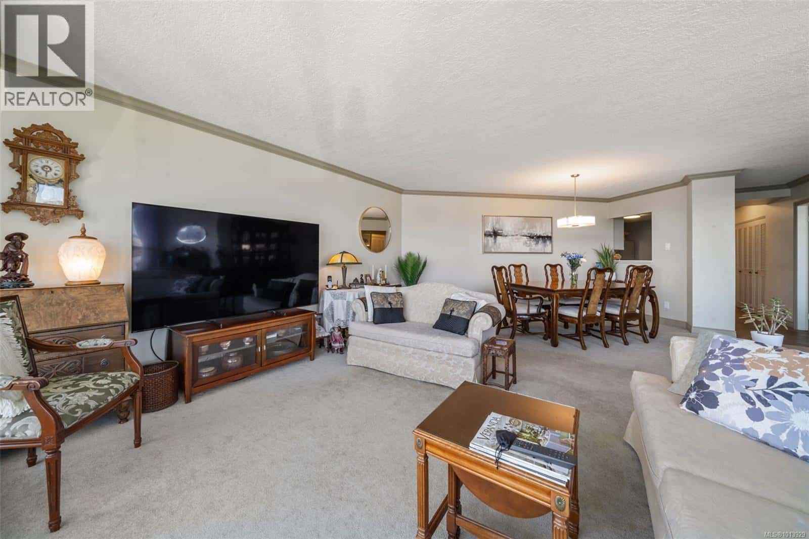 , Victoria, — Victoria - Photo 4 of 45