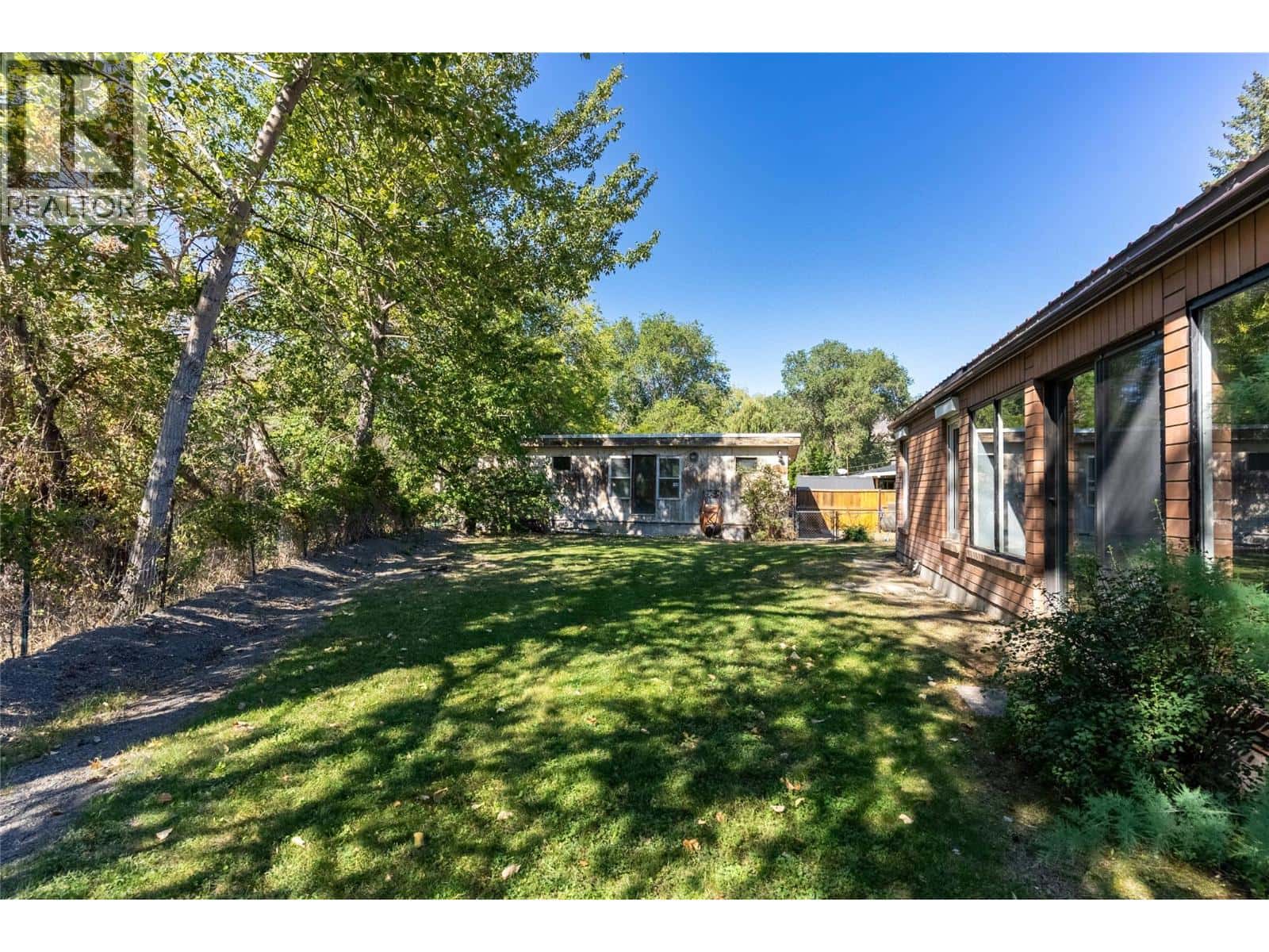 840/842 Collins Road — Cache Creek - Photo 3 of 50