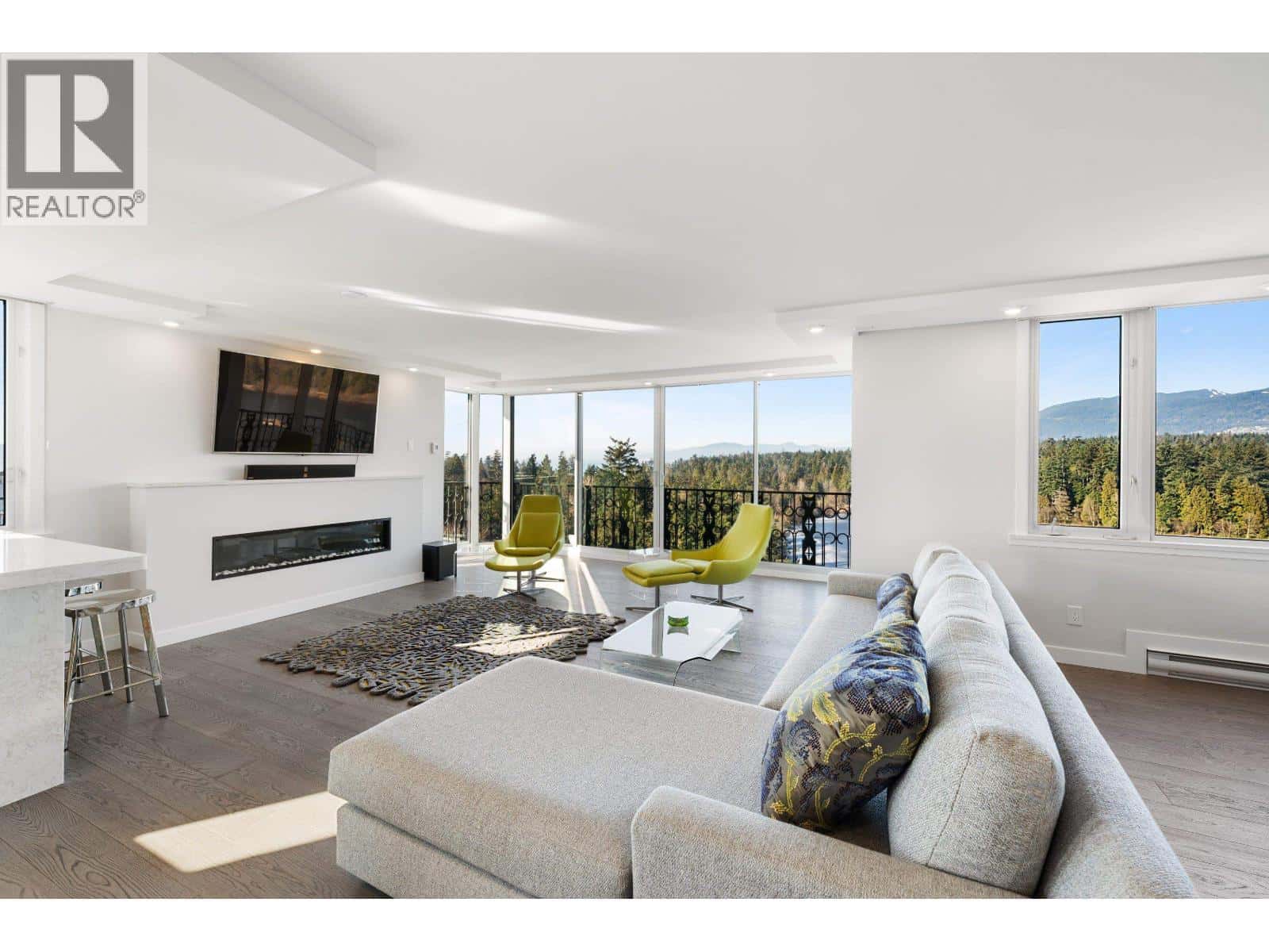 , Vancouver, British Columbia — Vancouver, British Columbia - Photo 5 of 40