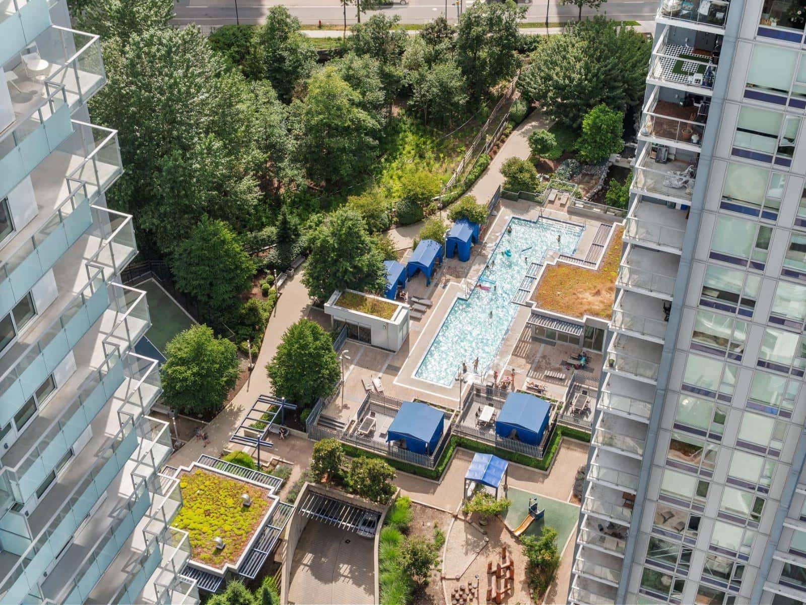 , Surrey, British Columbia — Surrey, British Columbia - Photo 4 of 28