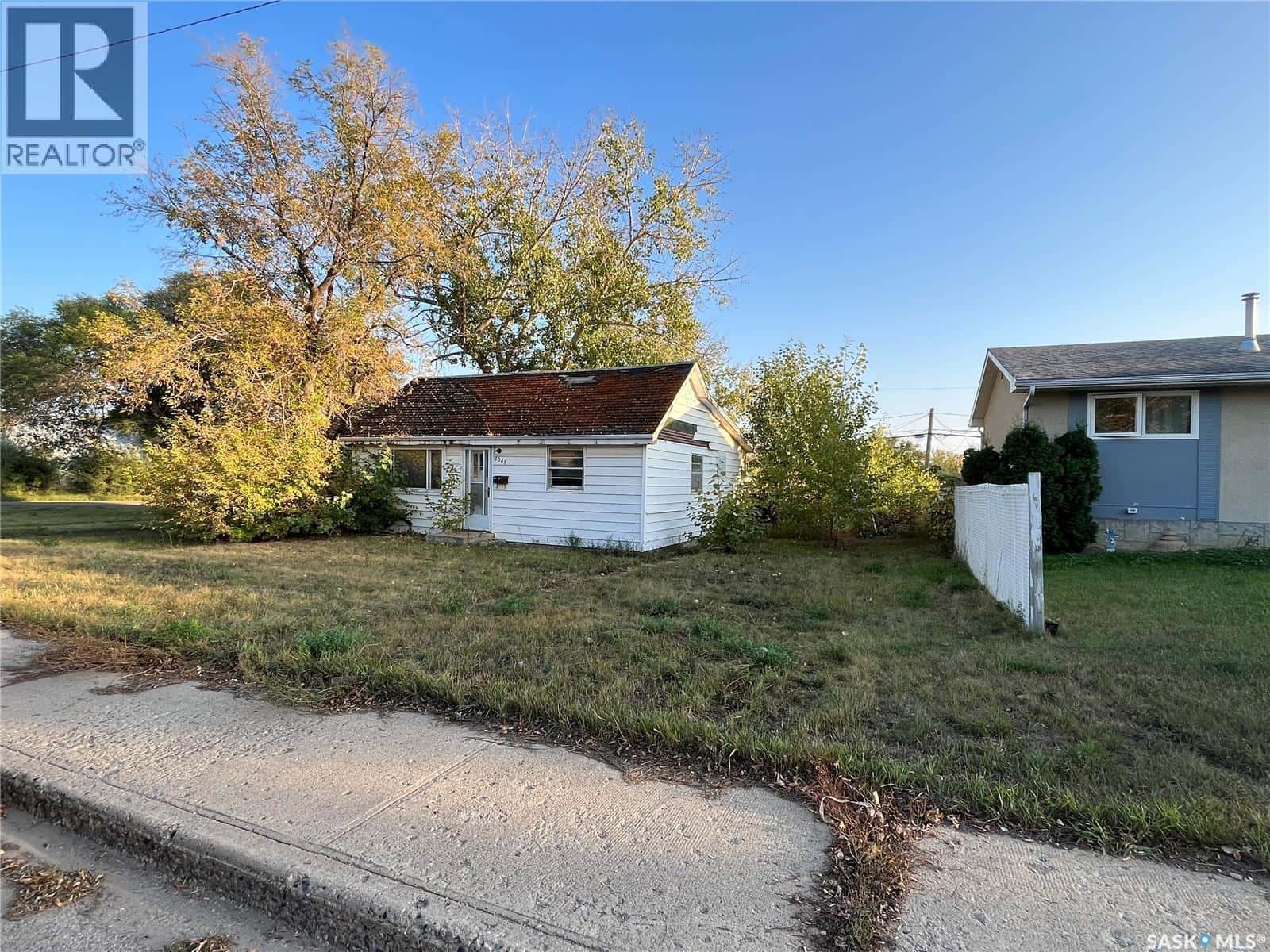 , Moose Jaw, Saskatchewan — Moose Jaw, Saskatchewan - Photo 2 of 5