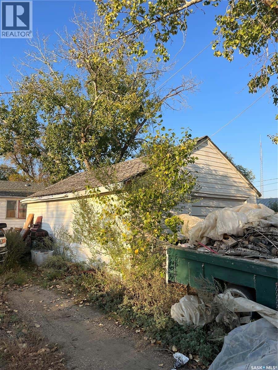 , Moose Jaw, Saskatchewan — Moose Jaw, Saskatchewan - Photo 4 of 5