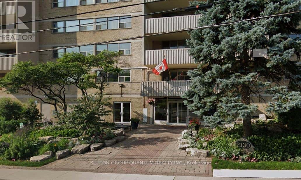 , Toronto (Weston), Ontario — Toronto (Weston), Ontario - Photo 4 of 13