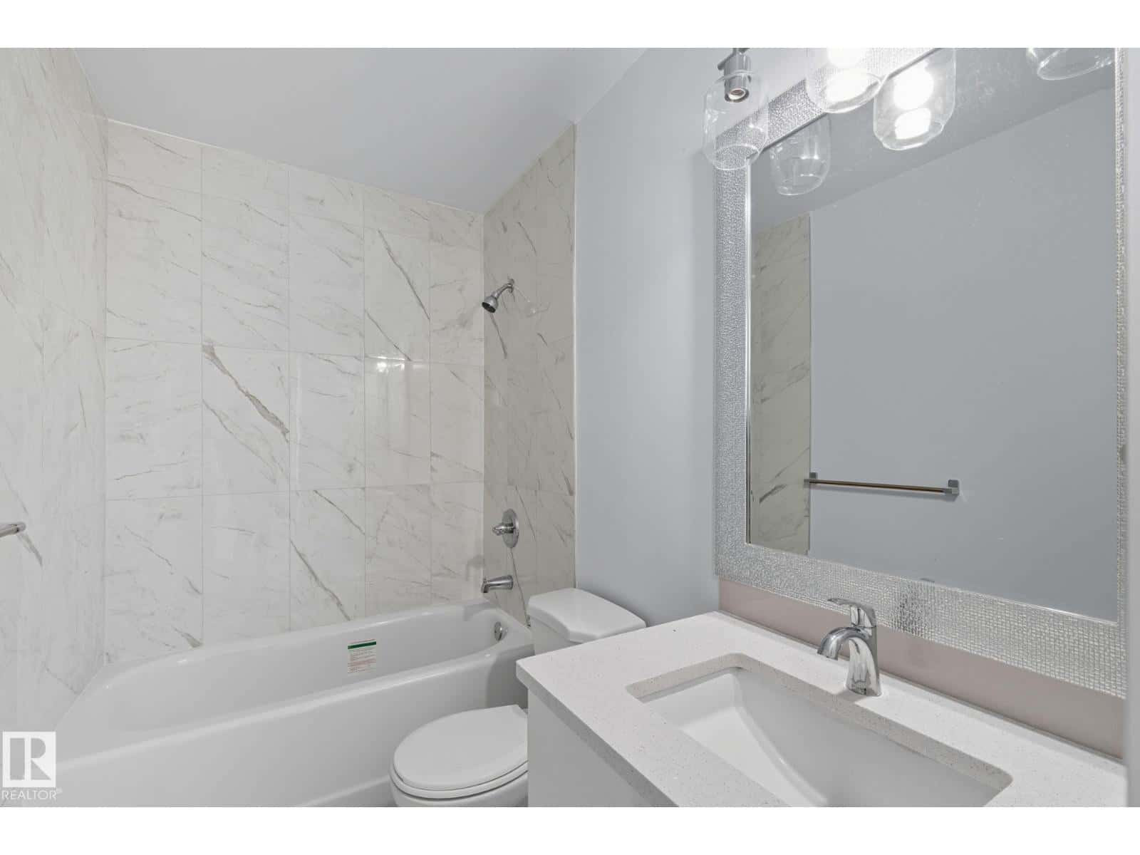 , Edmonton, — Edmonton - Photo 4 of 31