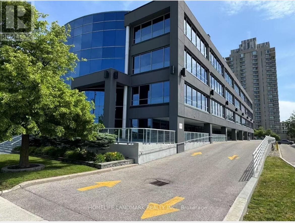 , Toronto (St. Andrew-Windfields), Ontario — Toronto (St. Andrew-Windfields), Ontario - Main photo