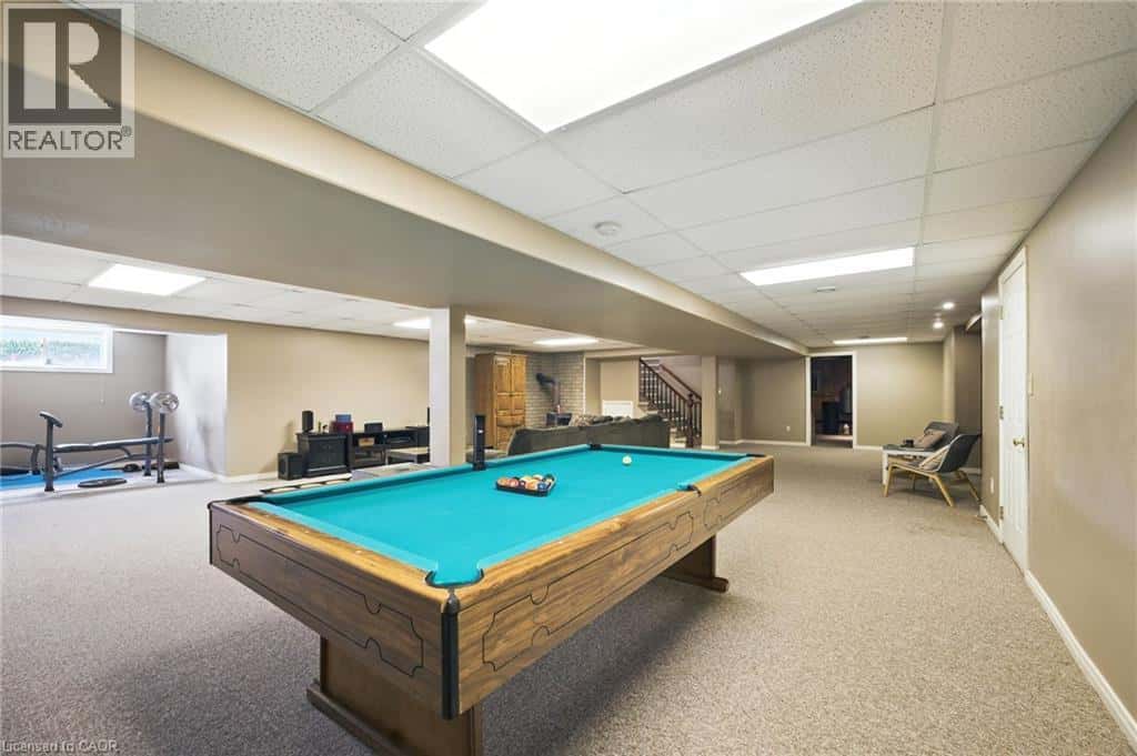 , Woodstock, — Woodstock - Photo 2 of 33