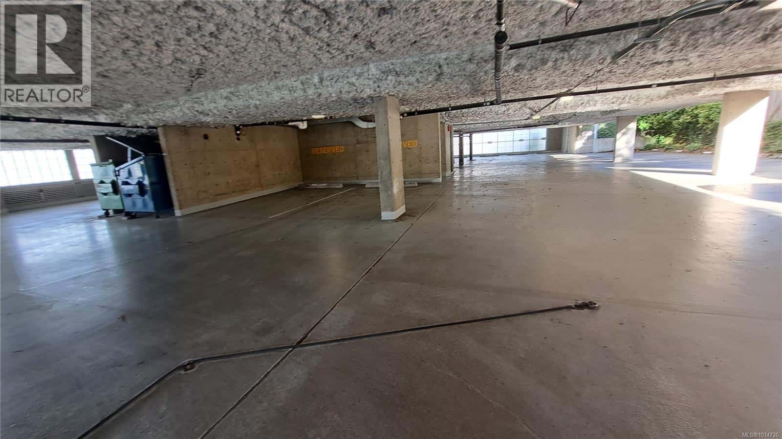 , Victoria, British Columbia — Victoria, British Columbia - Photo 2 of 15