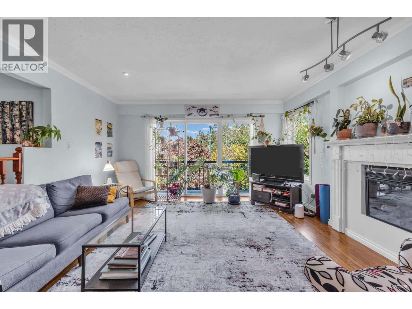 3636 W 18TH AVENUE — Vancouver - Photo 3 of 40