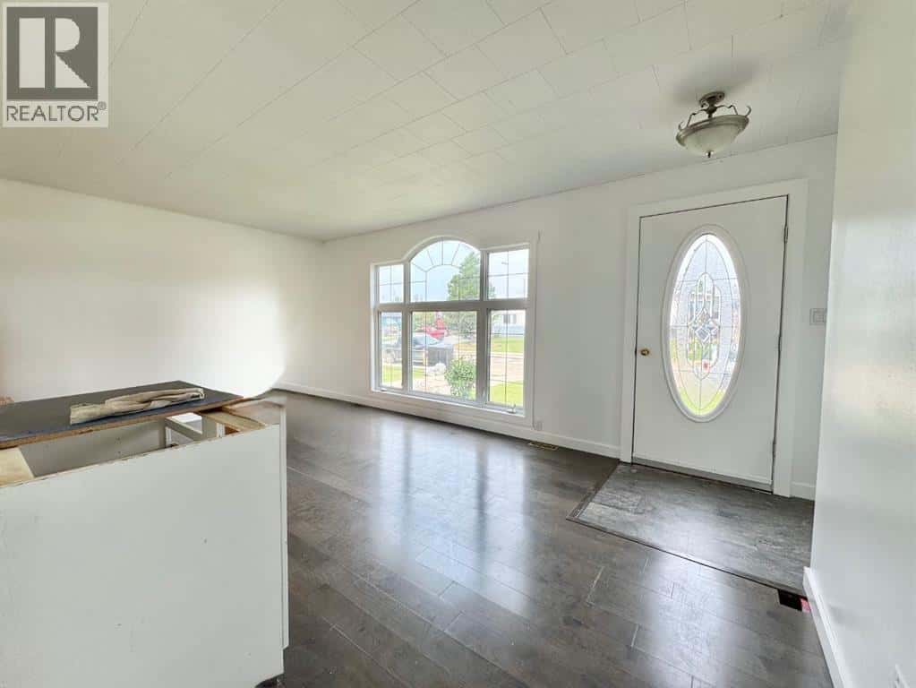 , Swan Hills, Alberta — Swan Hills, Alberta - Photo 2 of 13