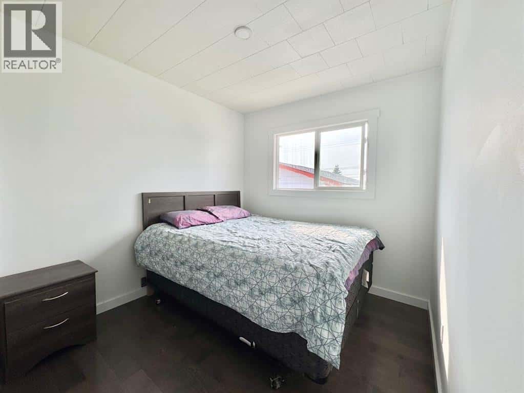 , Swan Hills, Alberta — Swan Hills, Alberta - Photo 3 of 13