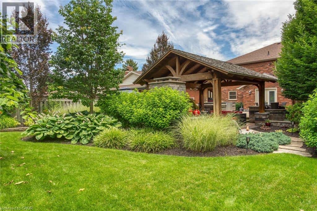 62 LEE Avenue — Simcoe, Ontario - Photo 3 of 50