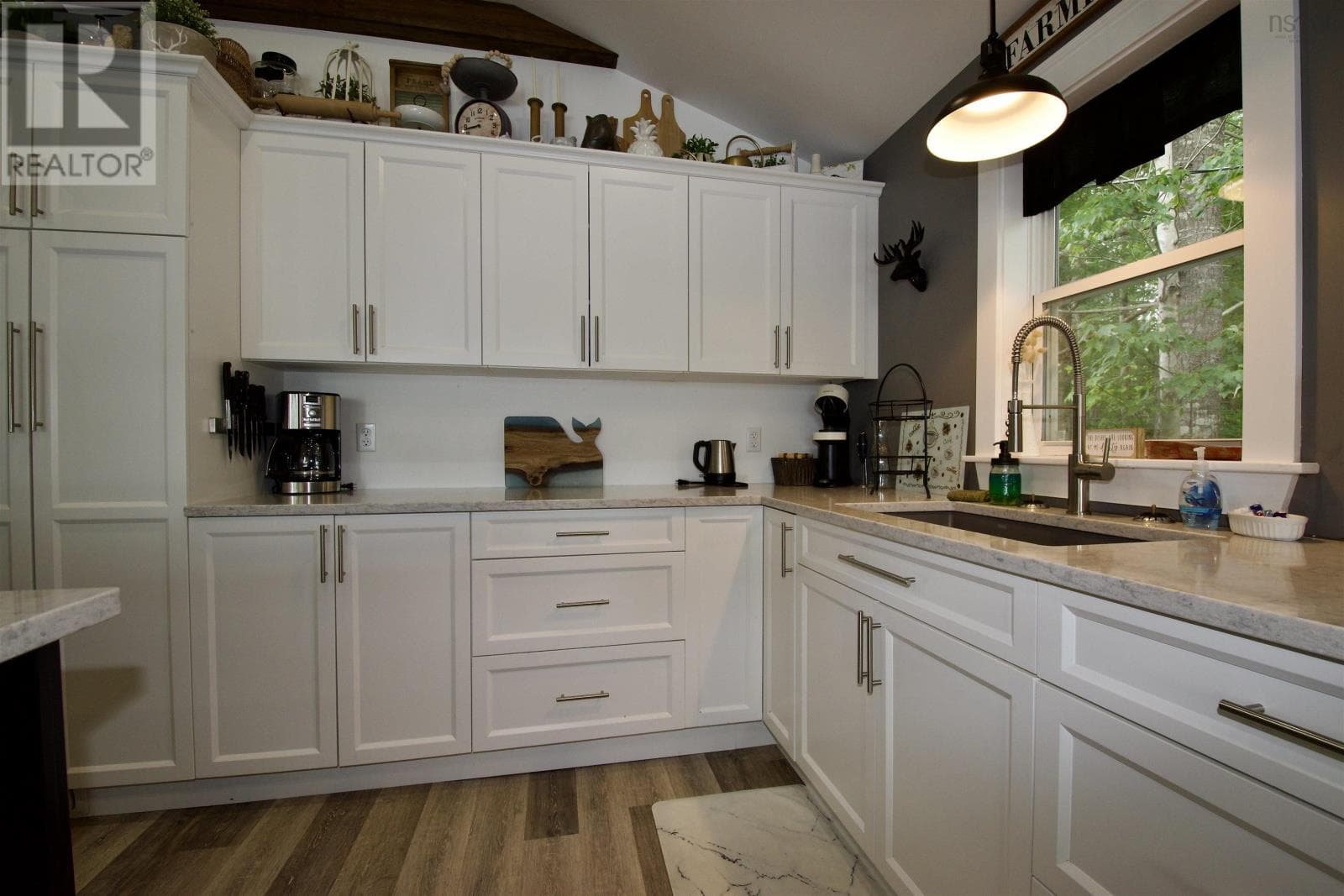 2760 Highway 203 — Middle Ohio - Main photo