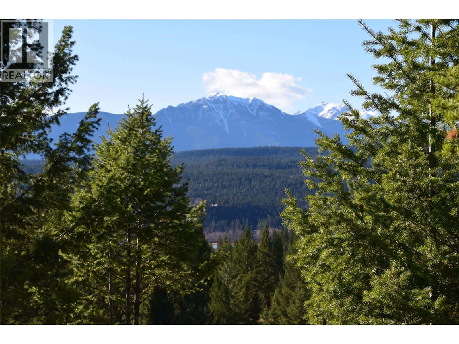 , Radium Hot Springs, British Columbia — Radium Hot Springs, British Columbia - Photo 2 of 23