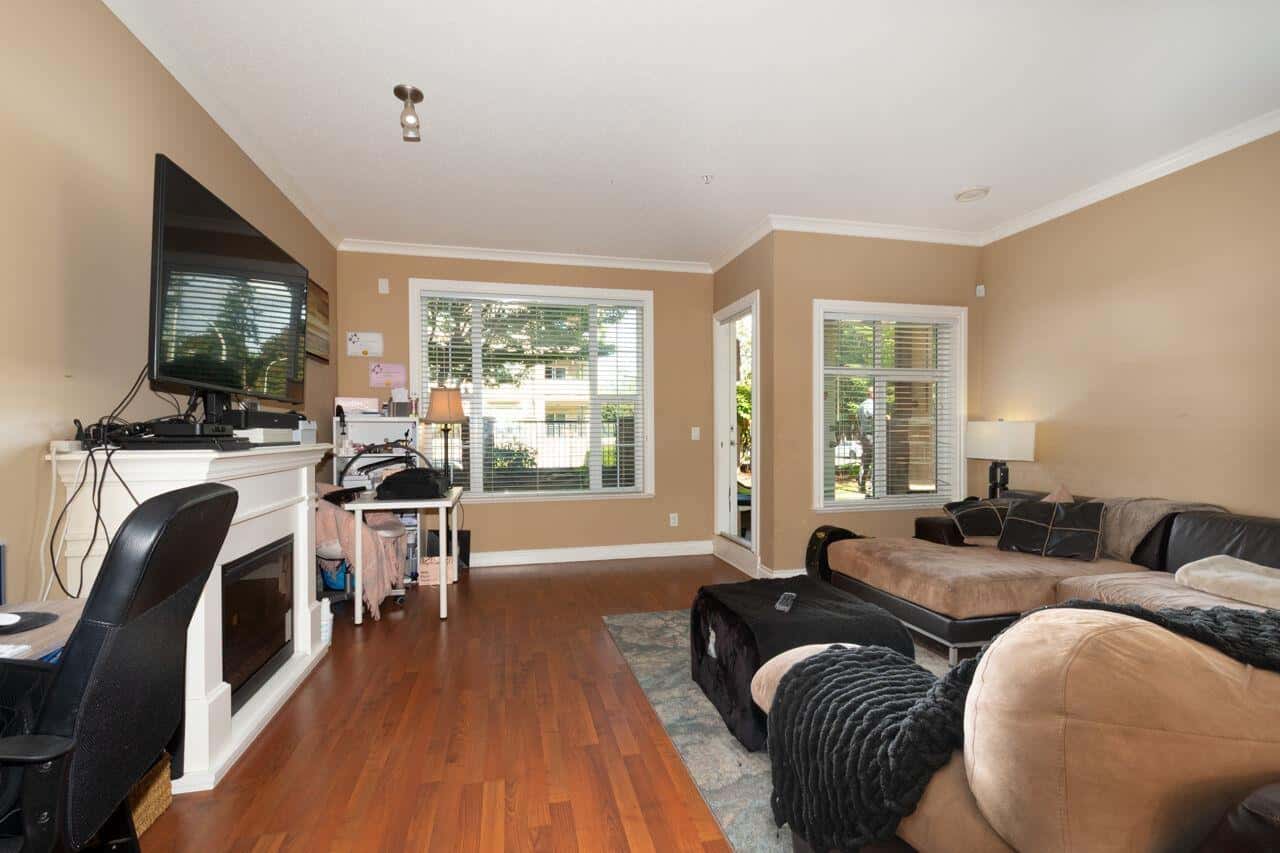 , Langley, — Langley - Photo 2 of 27