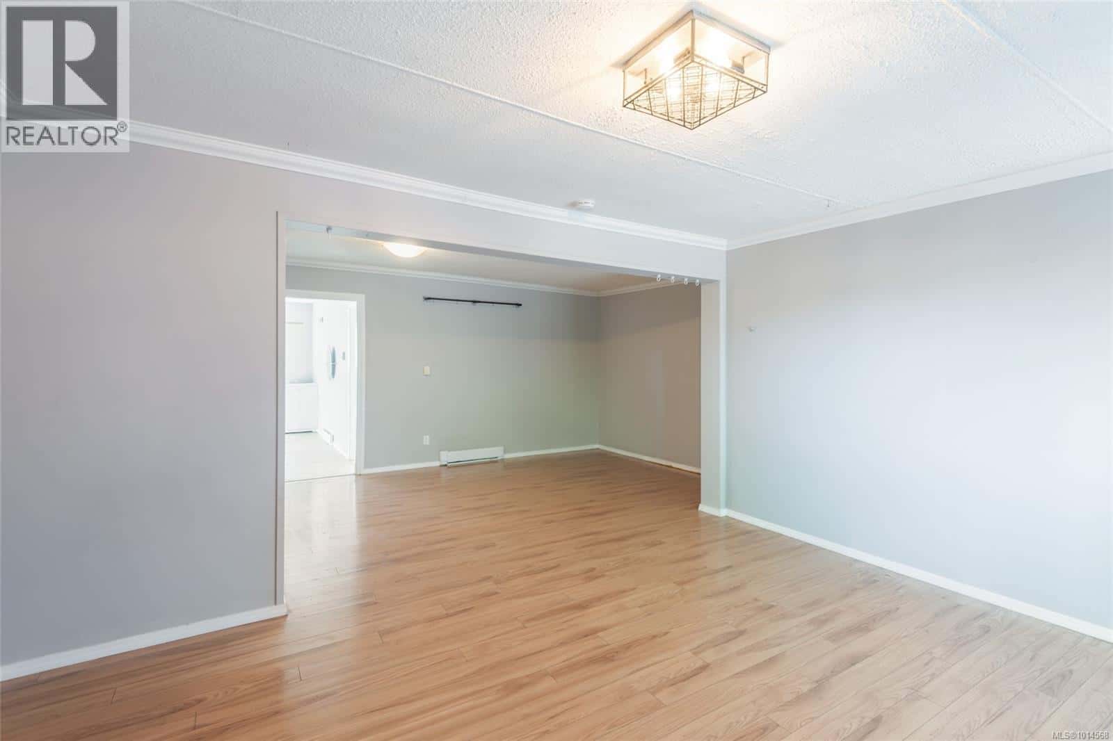 , Port Alberni, — Port Alberni - Photo 2 of 25