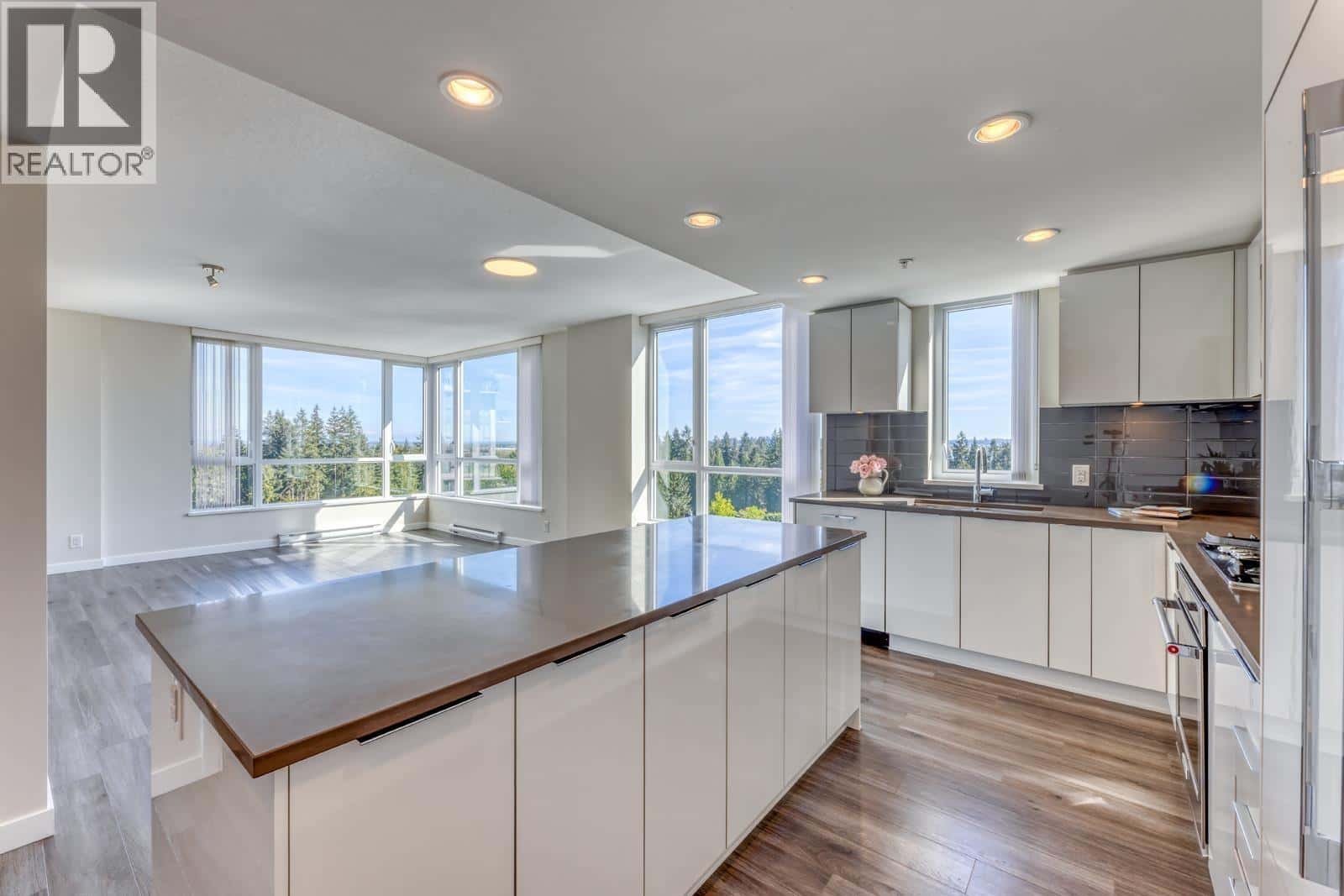 , Coquitlam, — Coquitlam - Photo 3 of 38