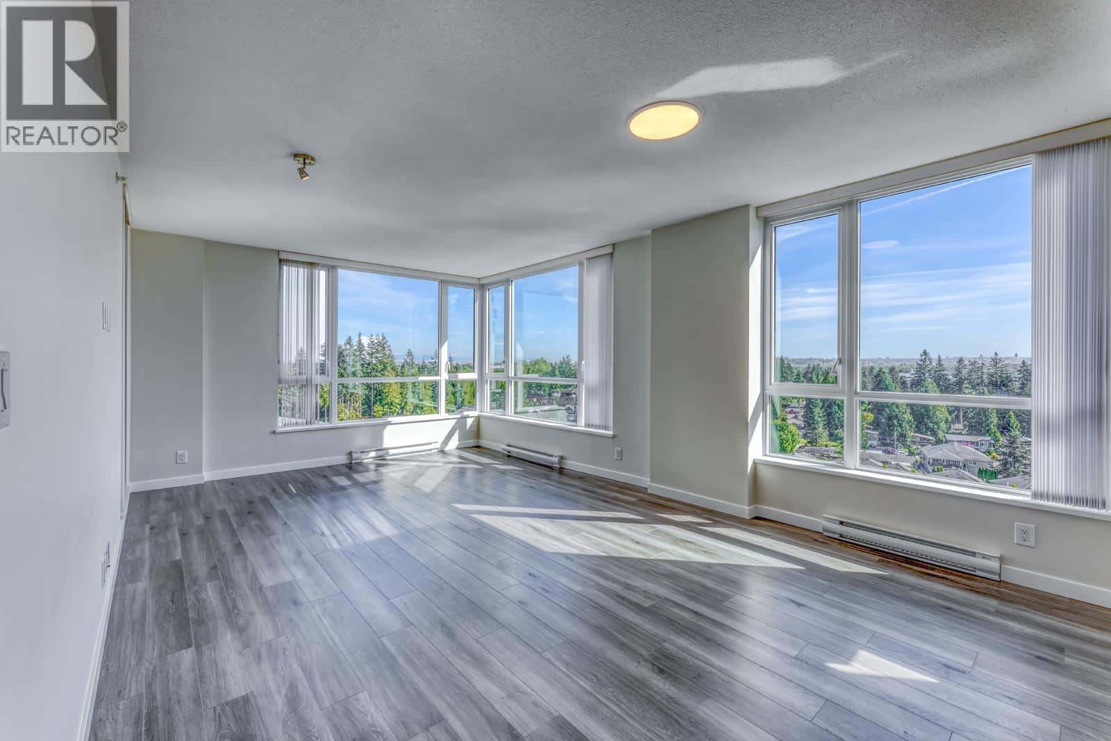 , Coquitlam, — Coquitlam - Photo 4 of 38