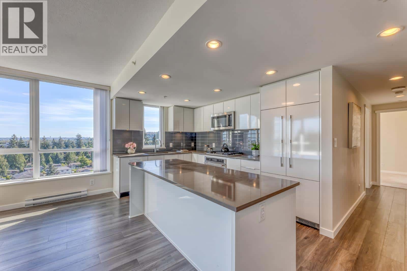 , Coquitlam, — Coquitlam - Photo 2 of 38