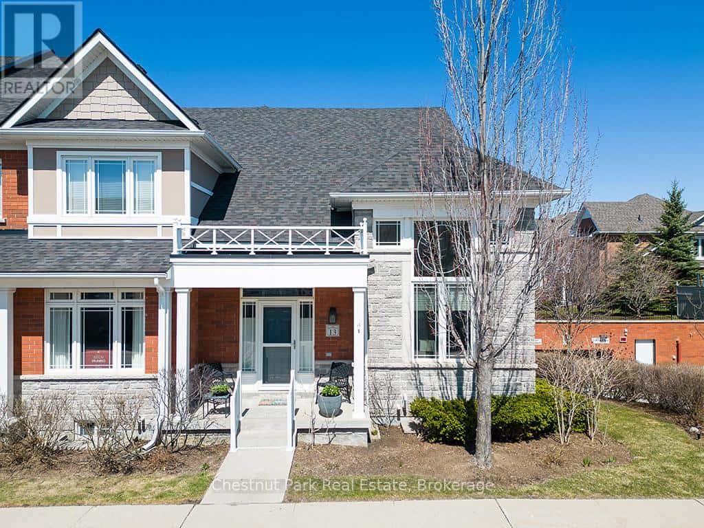 , Collingwood, Ontario — Collingwood, Ontario - Photo 5 of 48