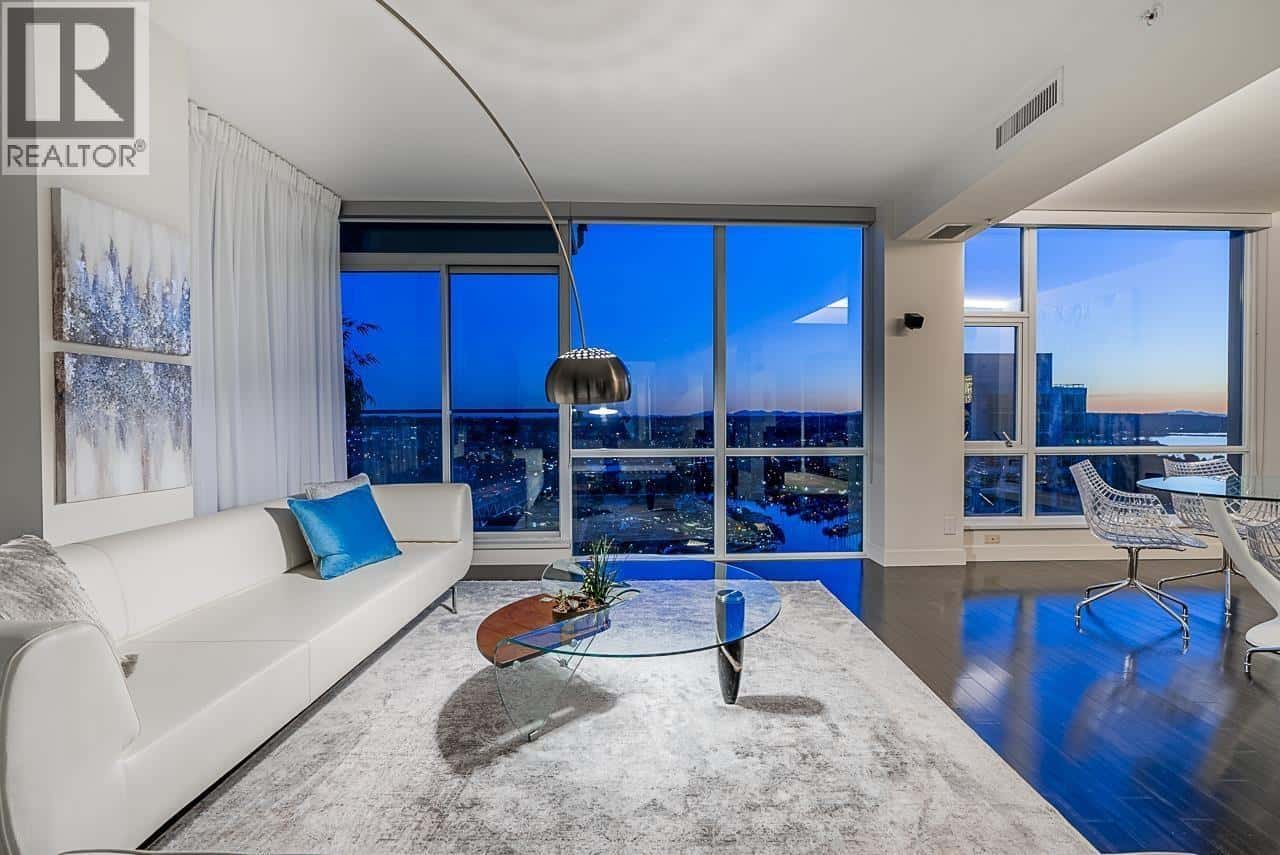 , Vancouver, — Vancouver - Photo 3 of 14