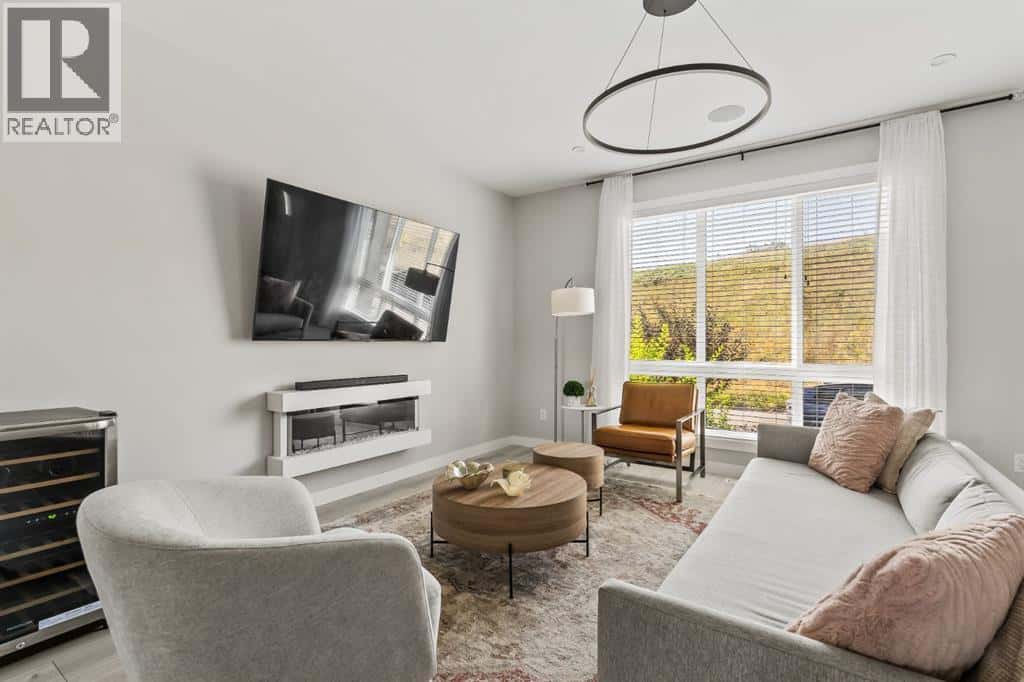 , Calgary, Alberta — Calgary, Alberta - Photo 3 of 94