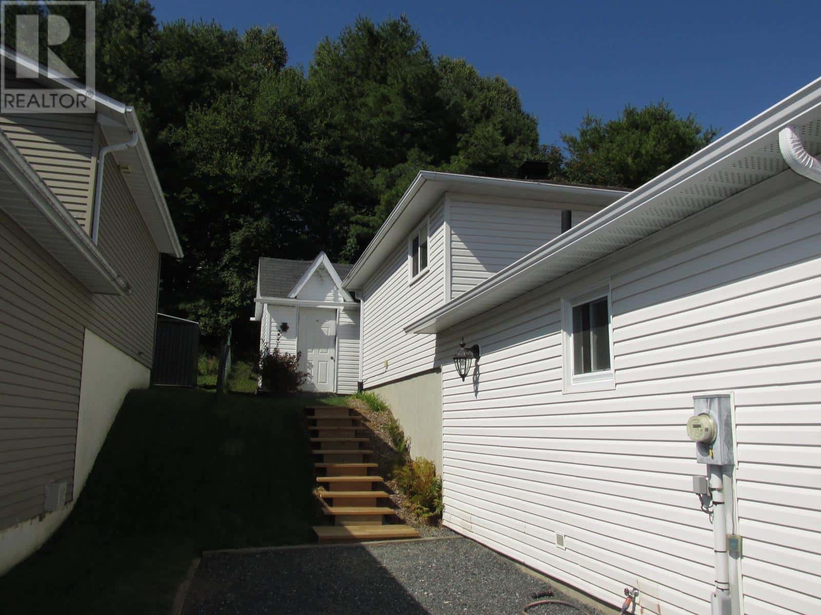 , Elliot Lake, Ontario — Elliot Lake, Ontario - Photo 2 of 50