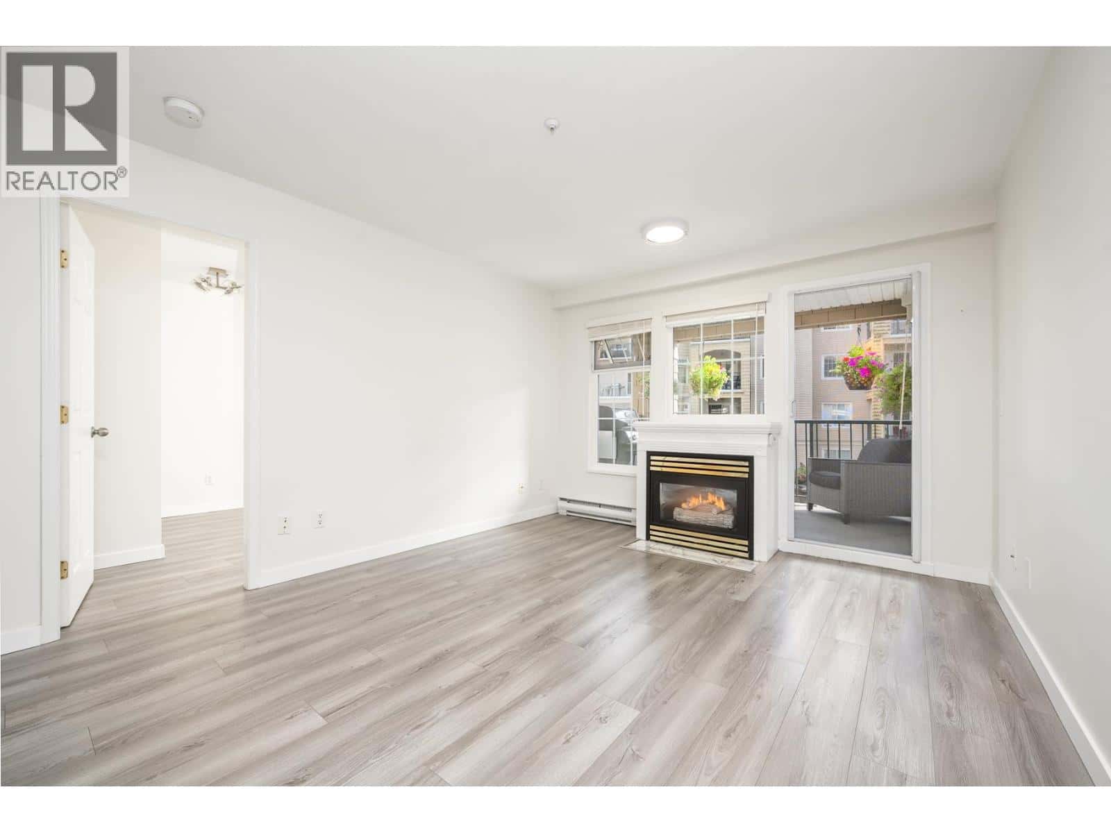 , Delta, British Columbia — Delta, British Columbia - Photo 4 of 17