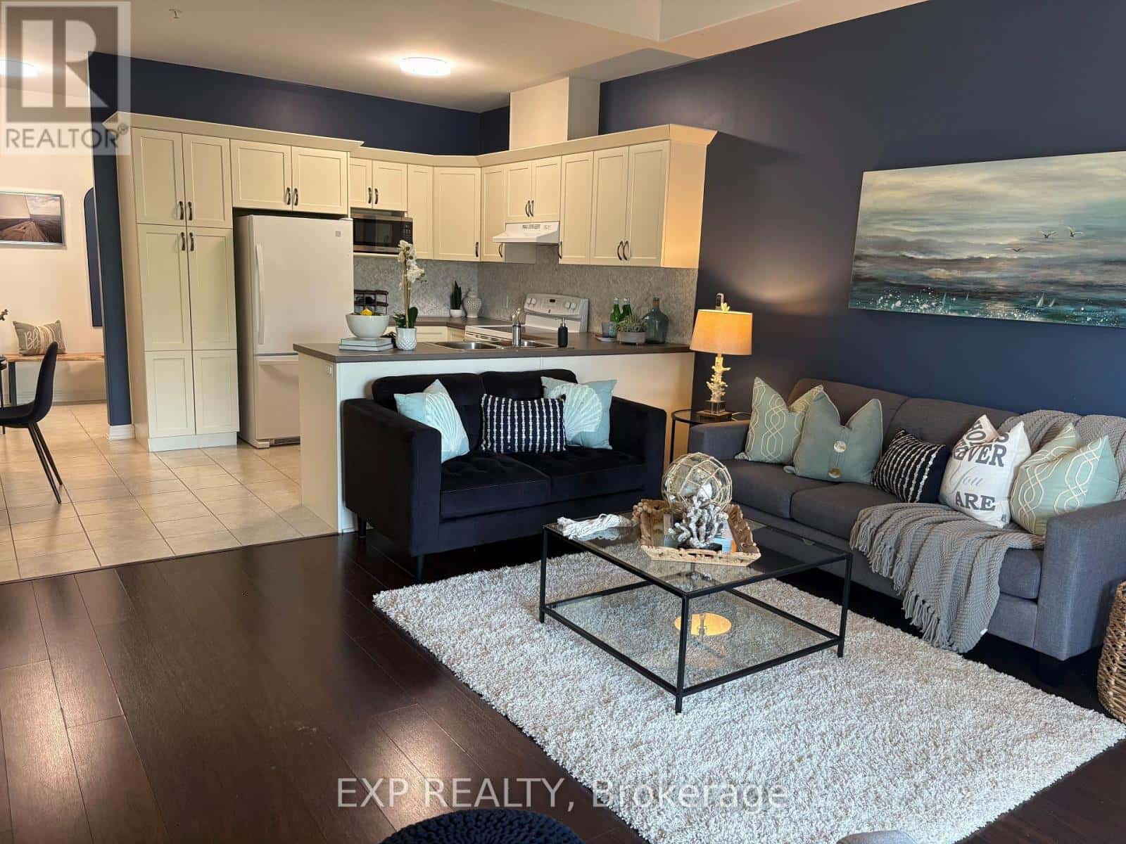 , Collingwood, — Collingwood - Photo 2 of 11