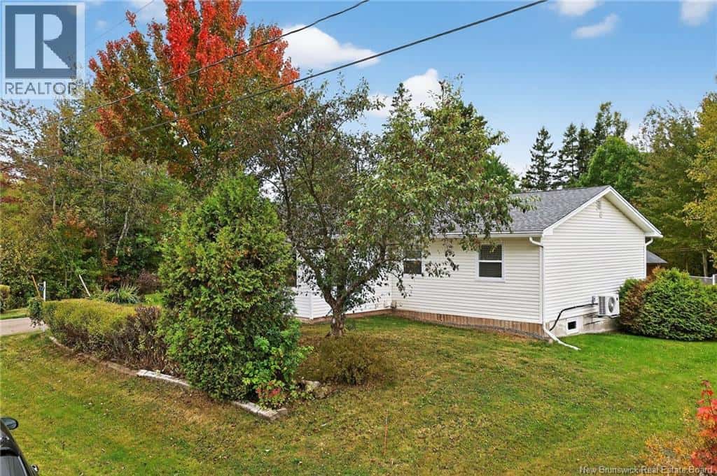 , Salisbury, — Salisbury - Photo 3 of 46